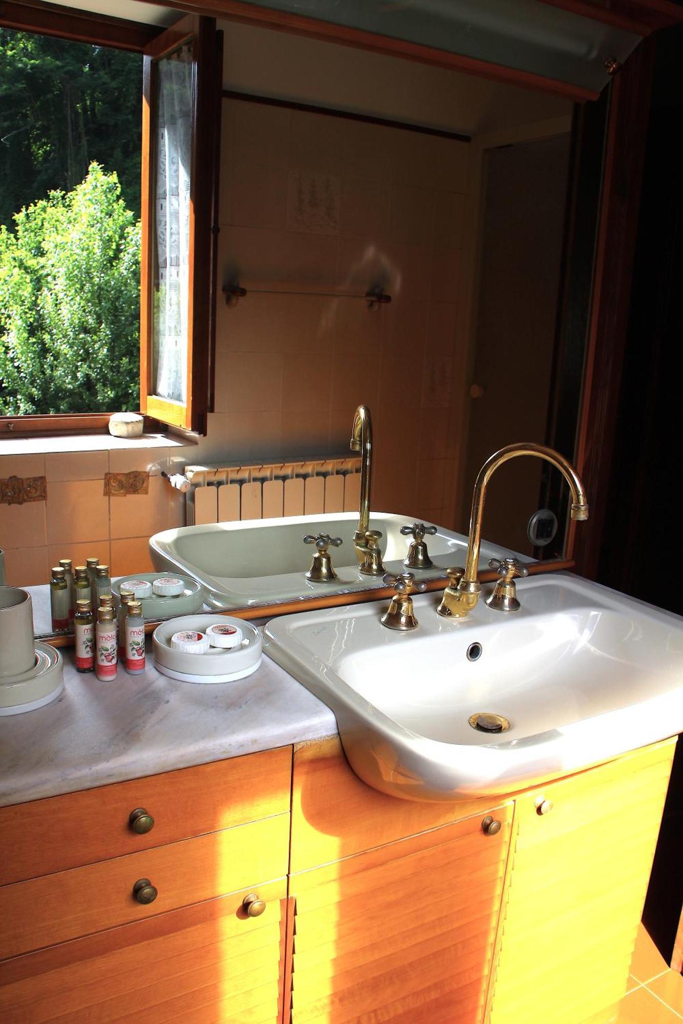 Casa Vacanze Il Boscaccio "Casa Massimo" Fornovolasco ภายนอก รูปภาพ